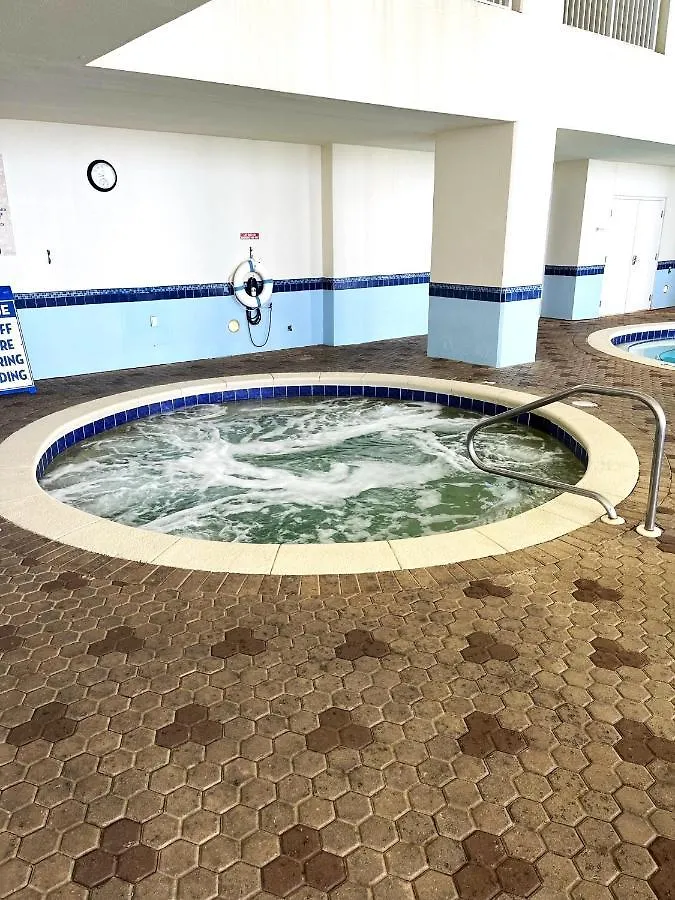 The Blue Dolphin At Majestic Beach Resort Panama City Beach Apartment